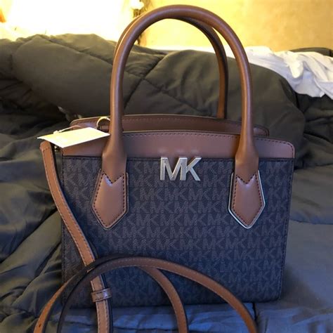 michael kors montgomery md messenger|michael kors parker bag.